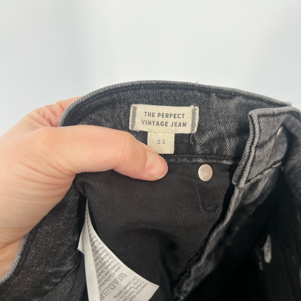 Madewell The Perfect Vintage Jeans in Lunar Wash - Picture 7 of 9